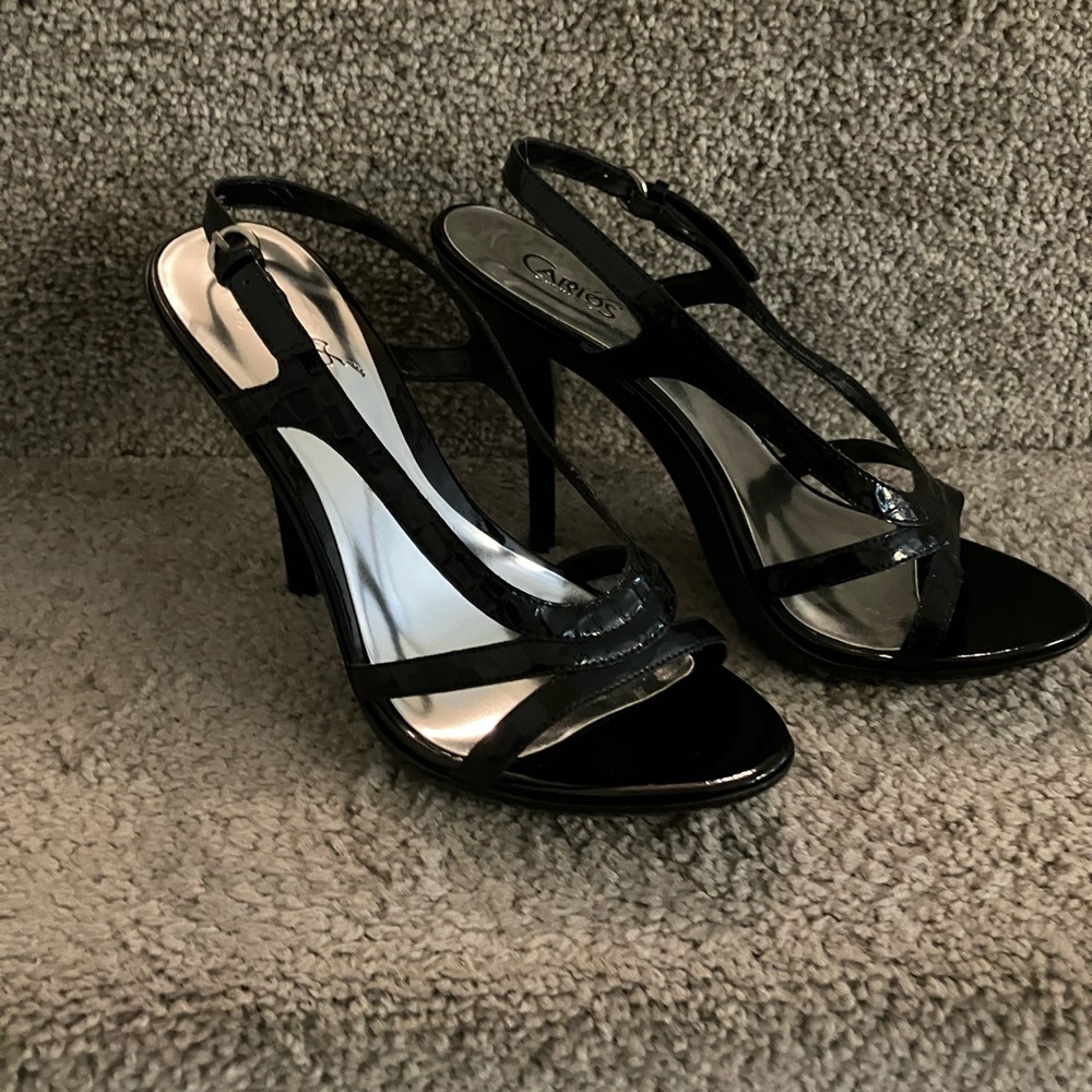 NWB CARLOS SANTANA Dream Black Reptile Strappy Heeled Sandals